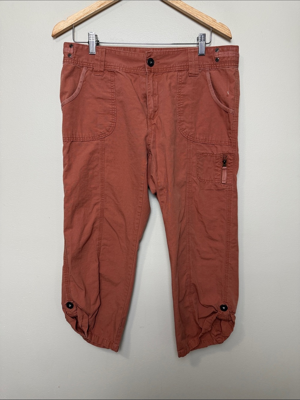 Eddie Bauer Cargo Capris size 10